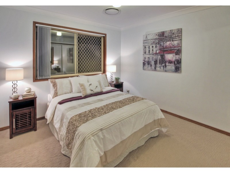 73 Bordeaux Street, Eight Mile Plains QLD 4113