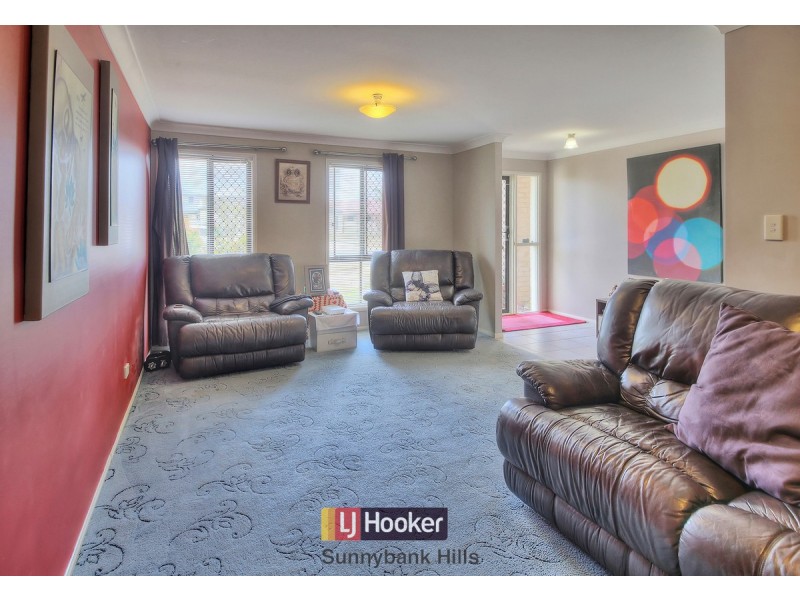 24 Cornell Close, Regents Park QLD 4118