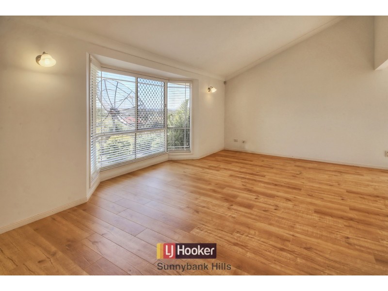 10 Tulipwood Place, Stretton QLD 4116