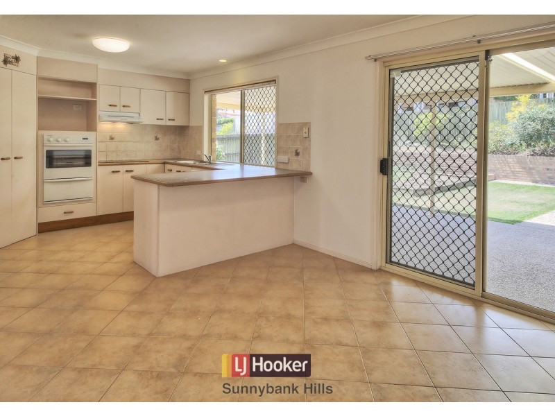 10 Tulipwood Place, Stretton QLD 4116