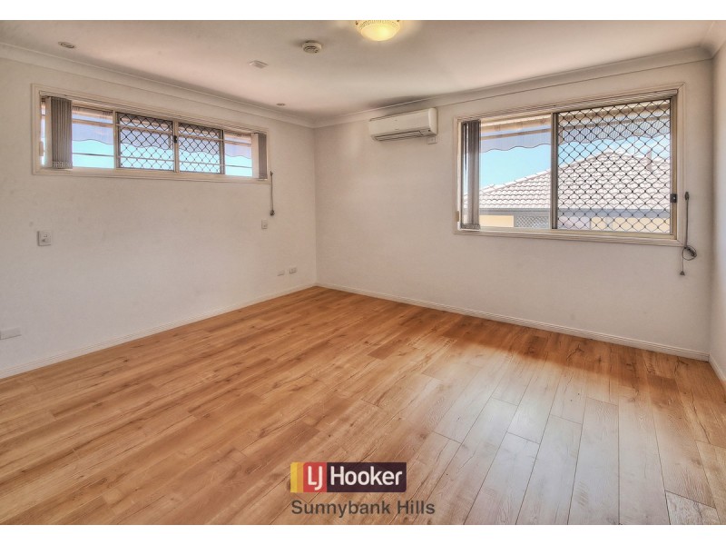 10 Tulipwood Place, Stretton QLD 4116