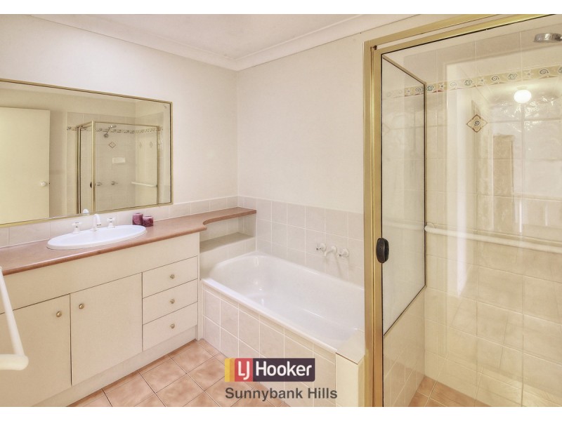 21/15 Parnassus Street, Robertson QLD 4109