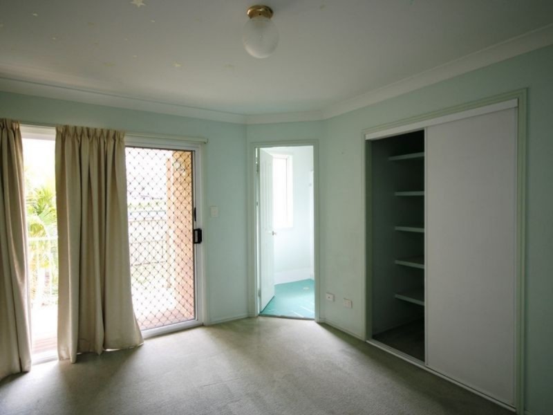 9/18 Swan Lake Crescent, Calamvale QLD 4116