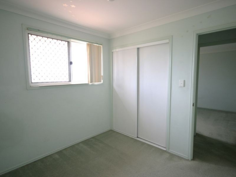 9/18 Swan Lake Crescent, Calamvale QLD 4116