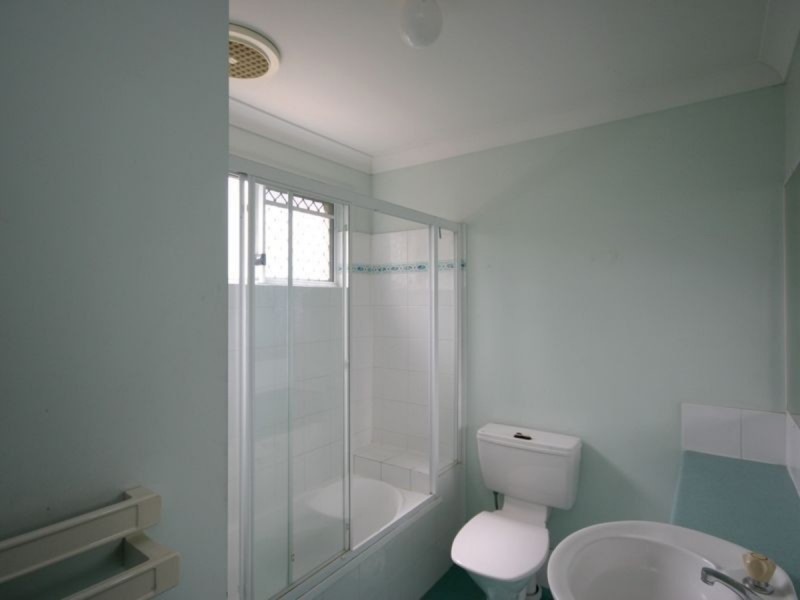 9/18 Swan Lake Crescent, Calamvale QLD 4116