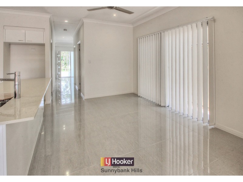 10 Diligent Place, Runcorn QLD 4113