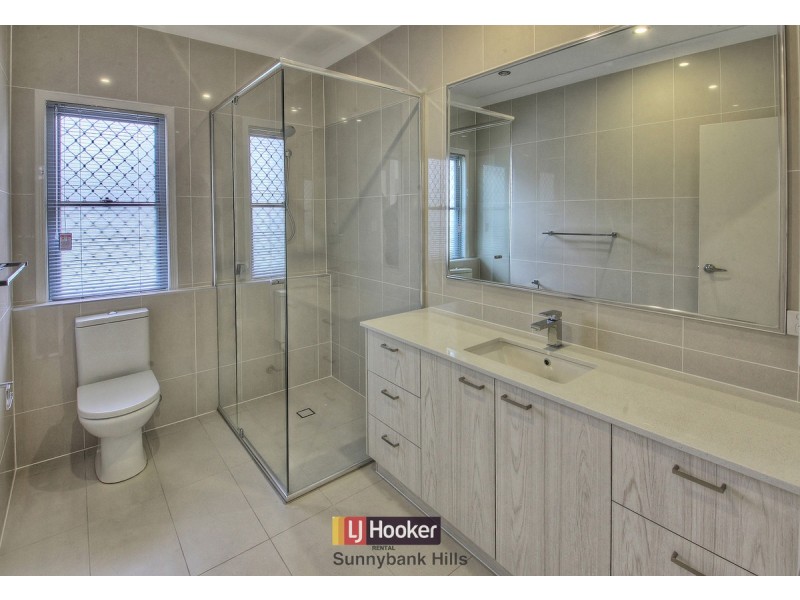 10 Diligent Place, Runcorn QLD 4113