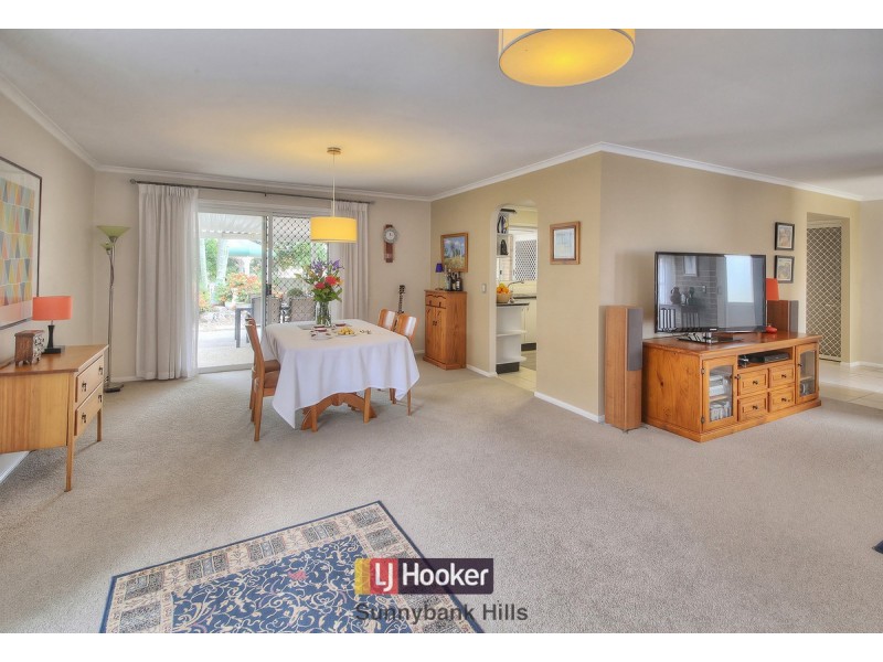 56 Casuarina Crescent, Calamvale QLD 4116