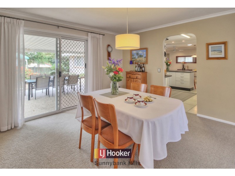 56 Casuarina Crescent, Calamvale QLD 4116