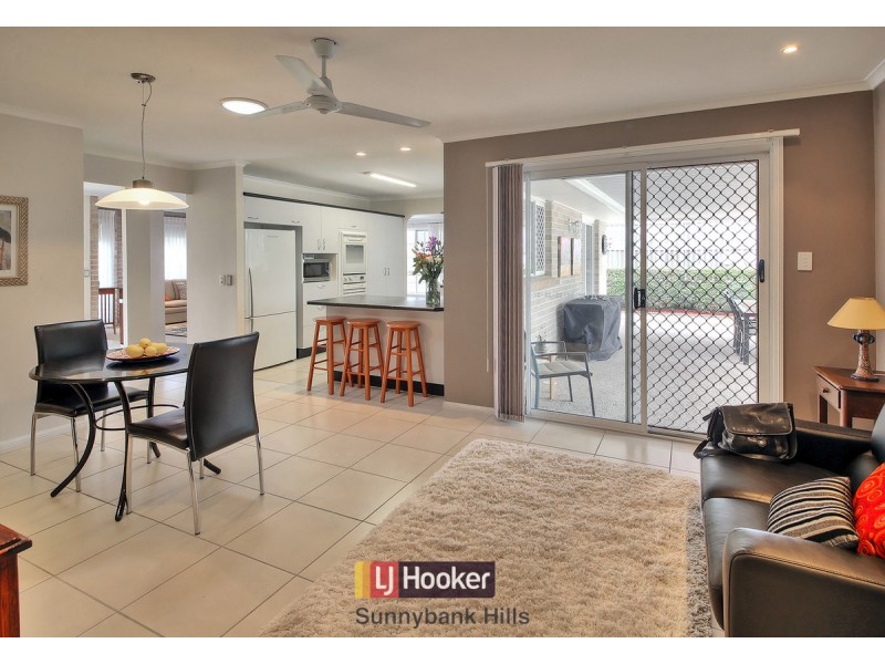 56 Casuarina Crescent, Calamvale QLD 4116