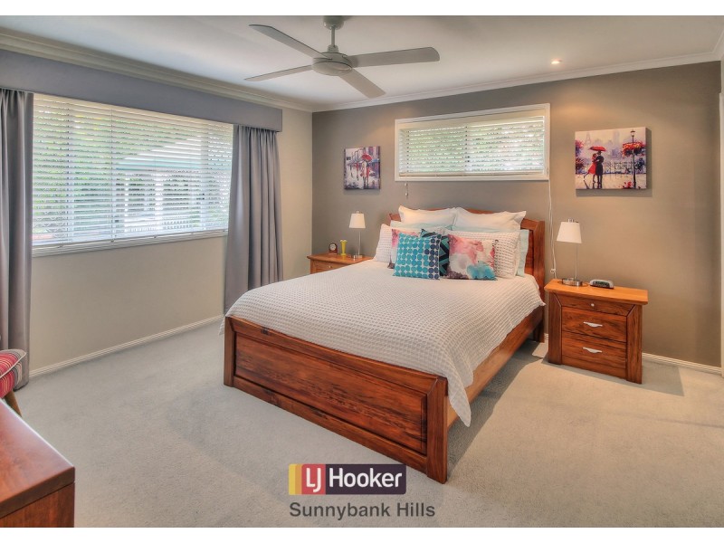 56 Casuarina Crescent, Calamvale QLD 4116