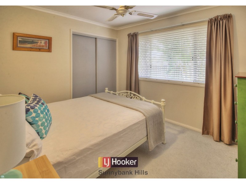 56 Casuarina Crescent, Calamvale QLD 4116