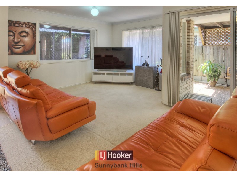 25 Benbek Circuit, Sunnybank Hills QLD 4109