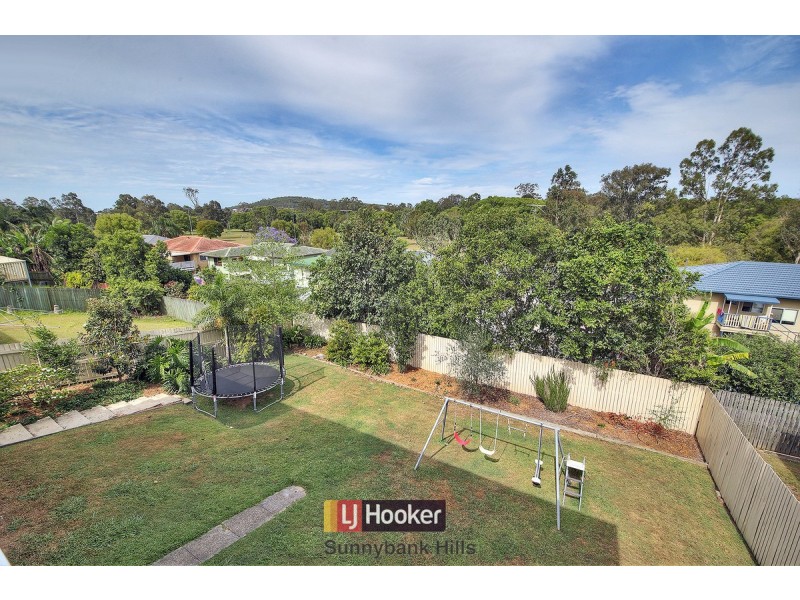 7 Harvest Street, Mansfield QLD 4122