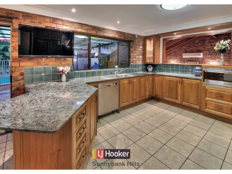 28 Firelight Street, Sunnybank Hills QLD 4109
