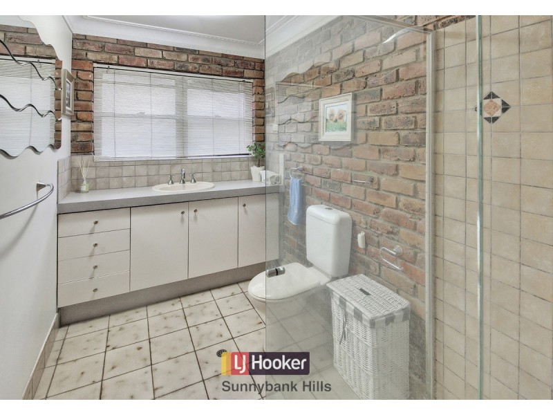 28 Firelight Street, Sunnybank Hills QLD 4109