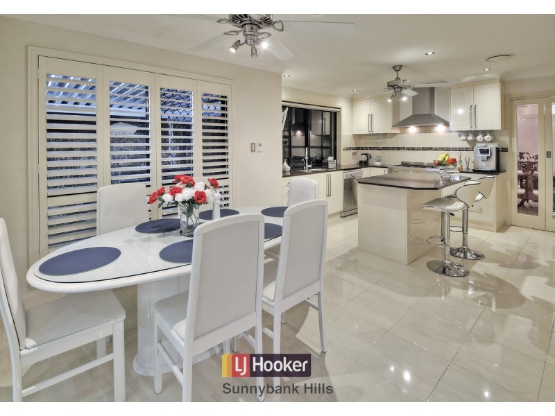 7 Amber Close, Eight Mile Plains QLD 4113