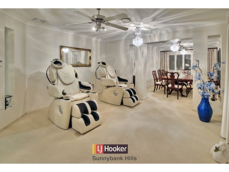 7 Amber Close, Eight Mile Plains QLD 4113