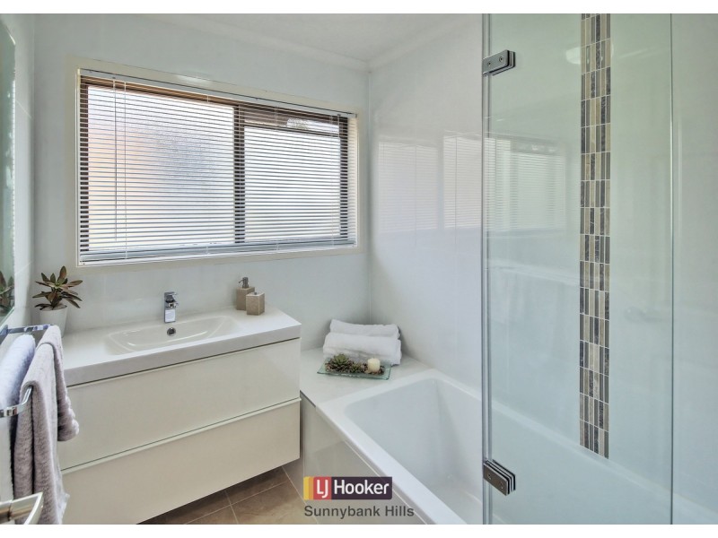 15 Ashdown Street, Sunnybank Hills QLD 4109