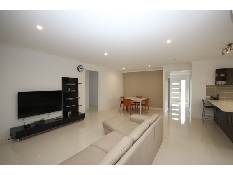 10 Aster Place, Calamvale QLD 4116