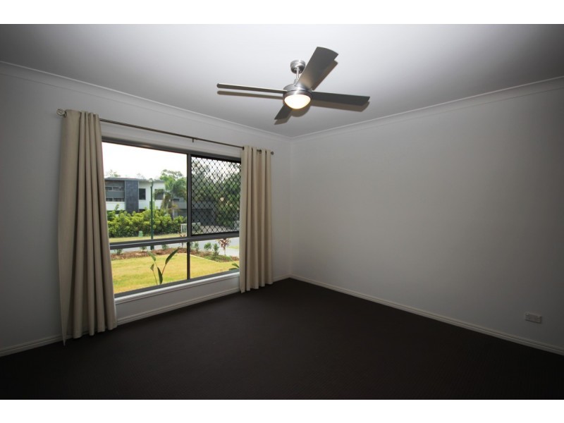 10 Aster Place, Calamvale QLD 4116