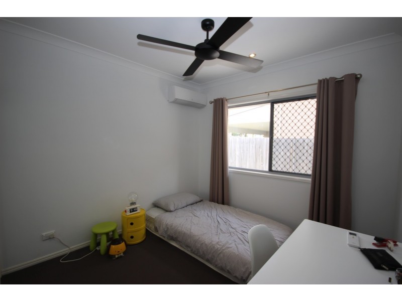 10 Aster Place, Calamvale QLD 4116
