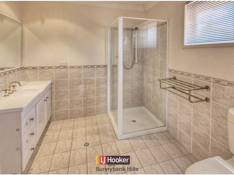 21 Poets Place, Parkinson QLD 4115