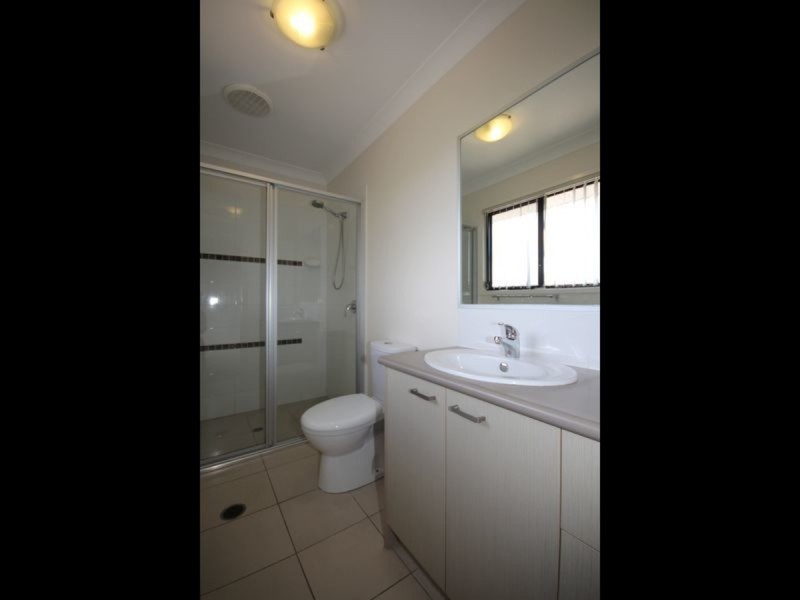 27/18 Diane Court, Calamvale QLD 4116