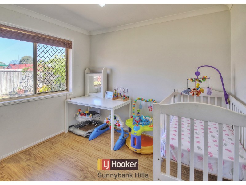 9 Collinson Street, Runcorn QLD 4113