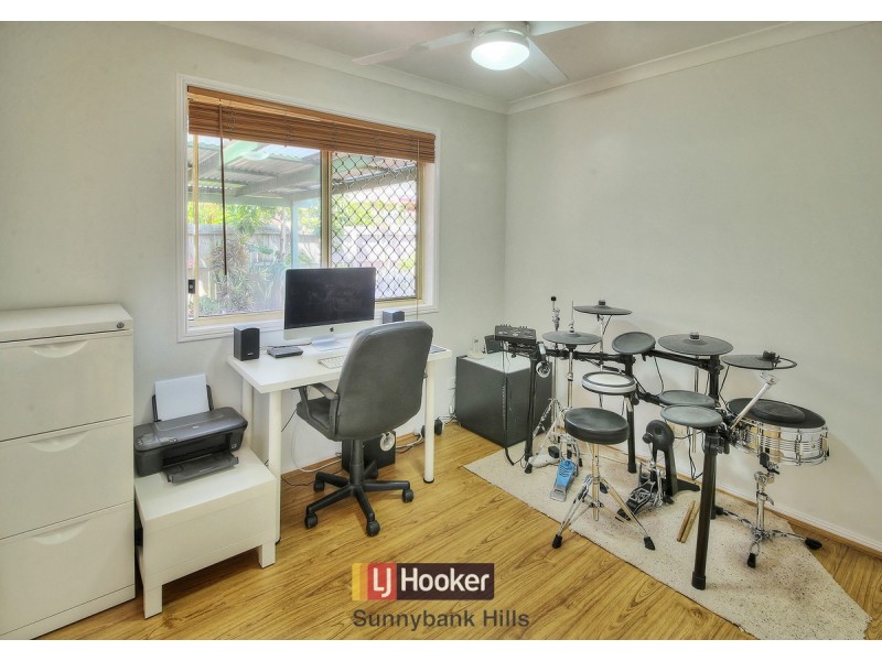 9 Collinson Street, Runcorn QLD 4113