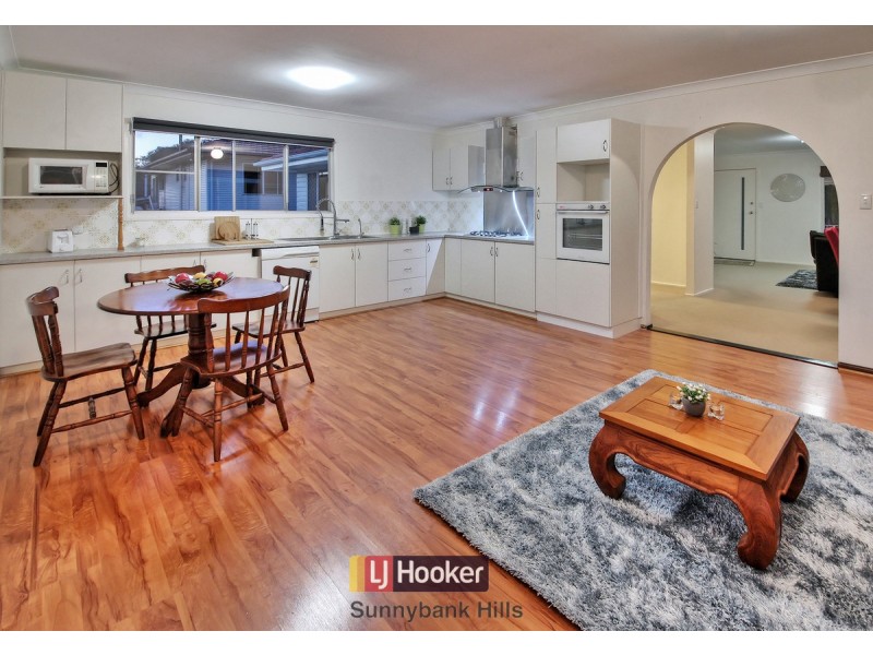 7 Damson Street, Macgregor QLD 4109