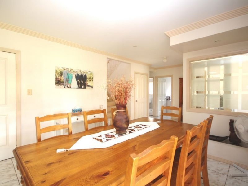 3 Liquidambar Place, Stretton QLD 4116