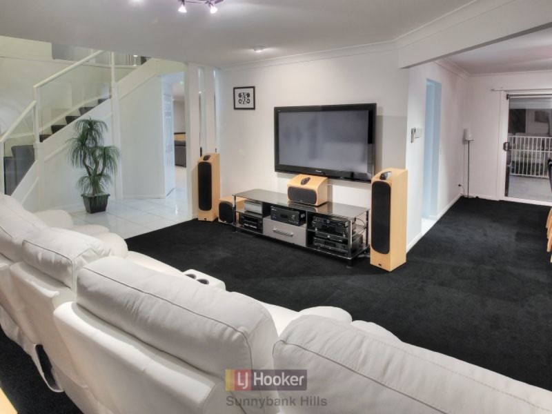 11 St John Close, Parkinson QLD 4115