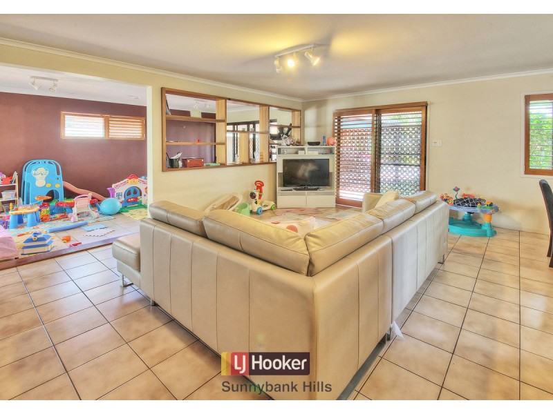 72 Bolton Street, Eight Mile Plains QLD 4113