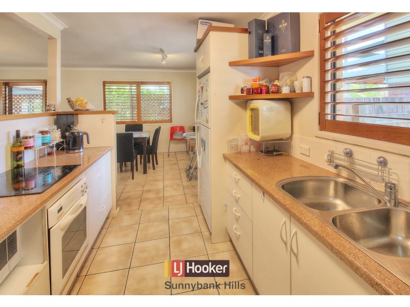 72 Bolton Street, Eight Mile Plains QLD 4113