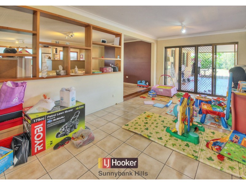72 Bolton Street, Eight Mile Plains QLD 4113
