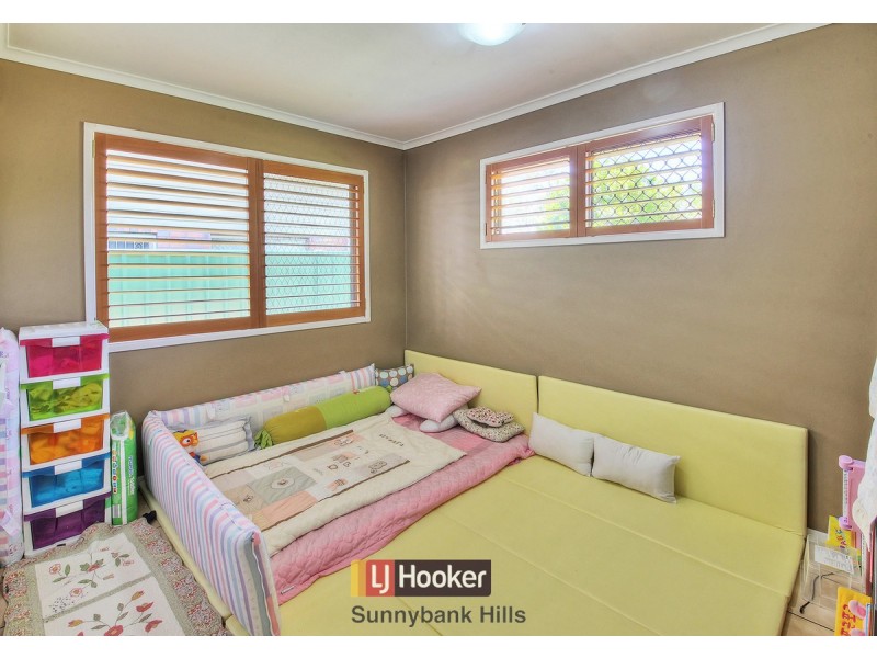 72 Bolton Street, Eight Mile Plains QLD 4113