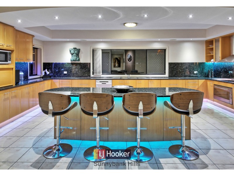 15 Bayswater Close, Sunnybank Hills QLD 4109