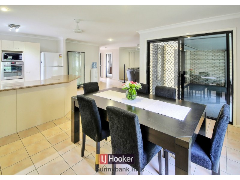 21 Tathra Street, Parkinson QLD 4115