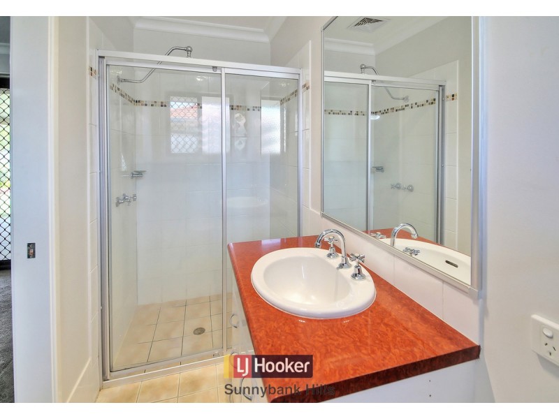 21 Tathra Street, Parkinson QLD 4115