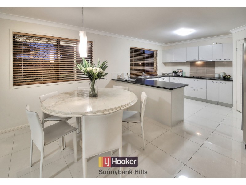 15 Avonlea Place, Eight Mile Plains QLD 4113