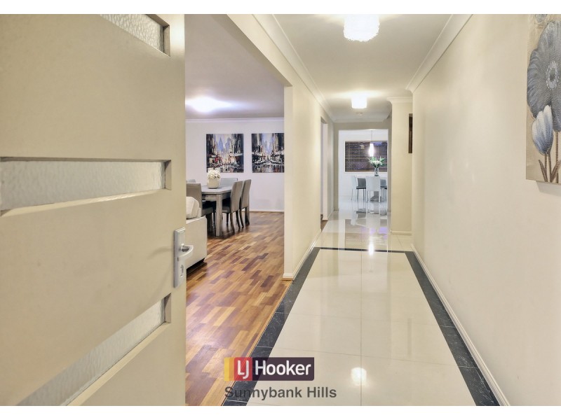 15 Avonlea Place, Eight Mile Plains QLD 4113