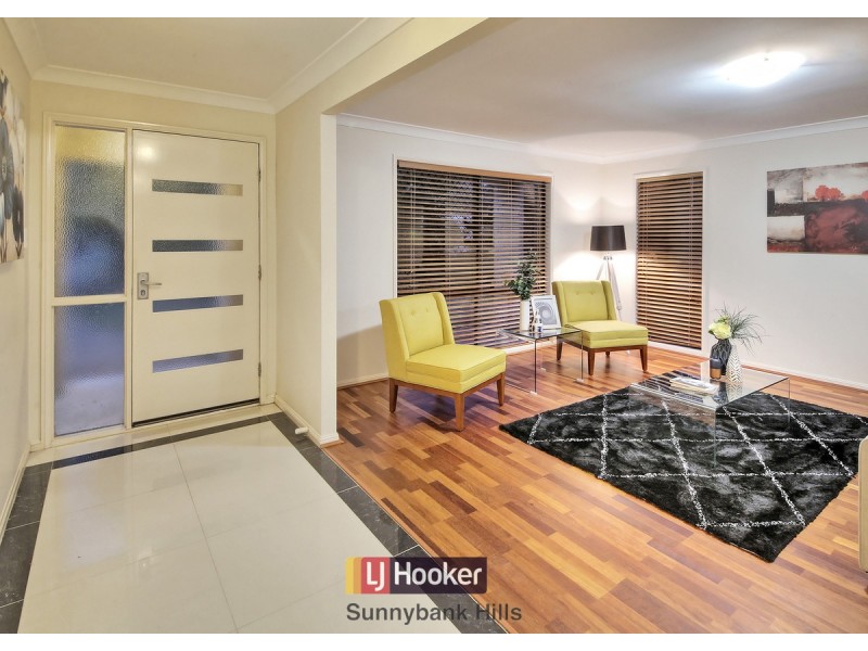 15 Avonlea Place, Eight Mile Plains QLD 4113