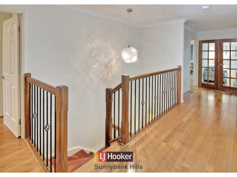 15 Avonlea Place, Eight Mile Plains QLD 4113