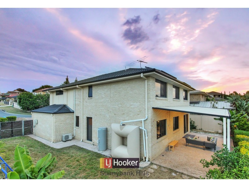 15 Avonlea Place, Eight Mile Plains QLD 4113