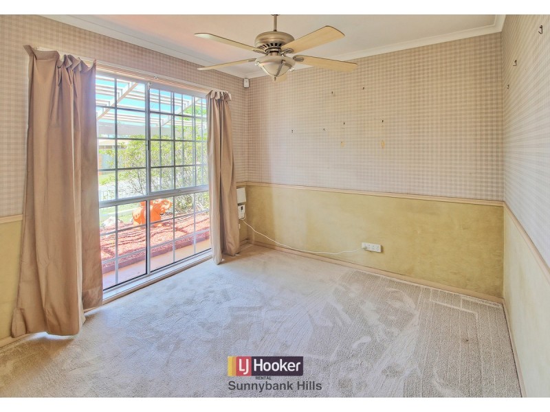 12 Chateau Street, Calamvale QLD 4116