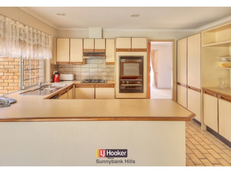 12 Chateau Street, Calamvale QLD 4116