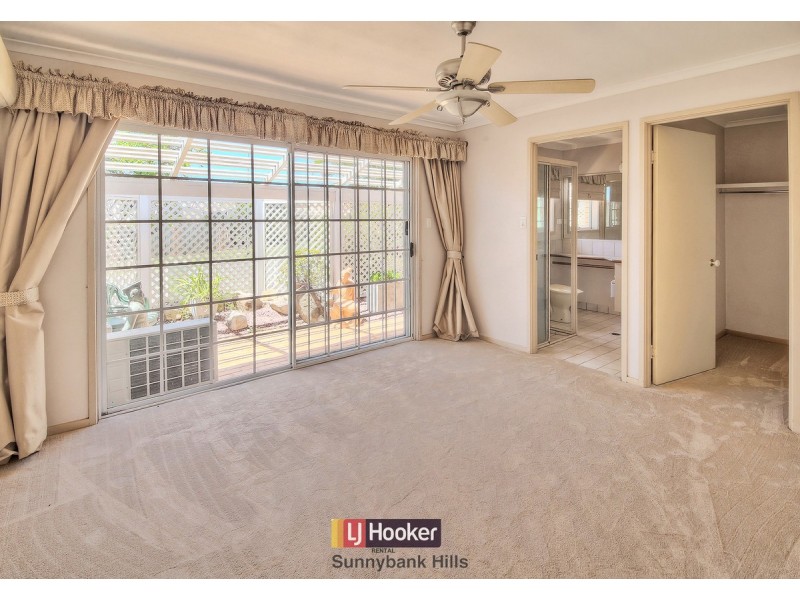 12 Chateau Street, Calamvale QLD 4116