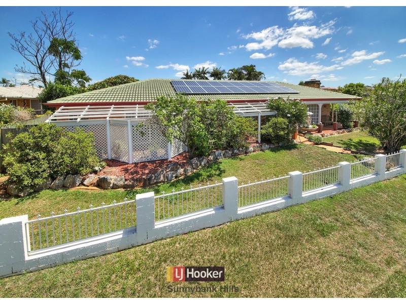 12 Chateau Street, Calamvale QLD 4116
