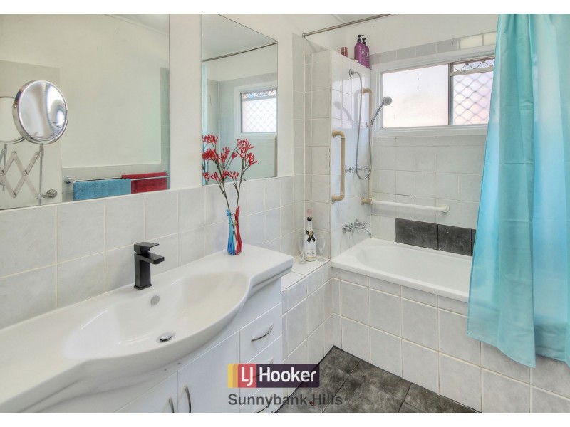 17 Cromer Street, Sunnybank Hills QLD 4109